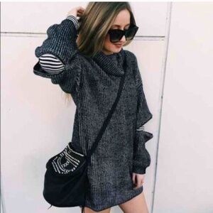 Turtleneck zipper sleeve sweater